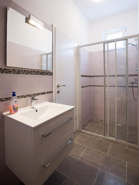 Aida And For Couples And Families Free Parking Appartement Dubrovnik