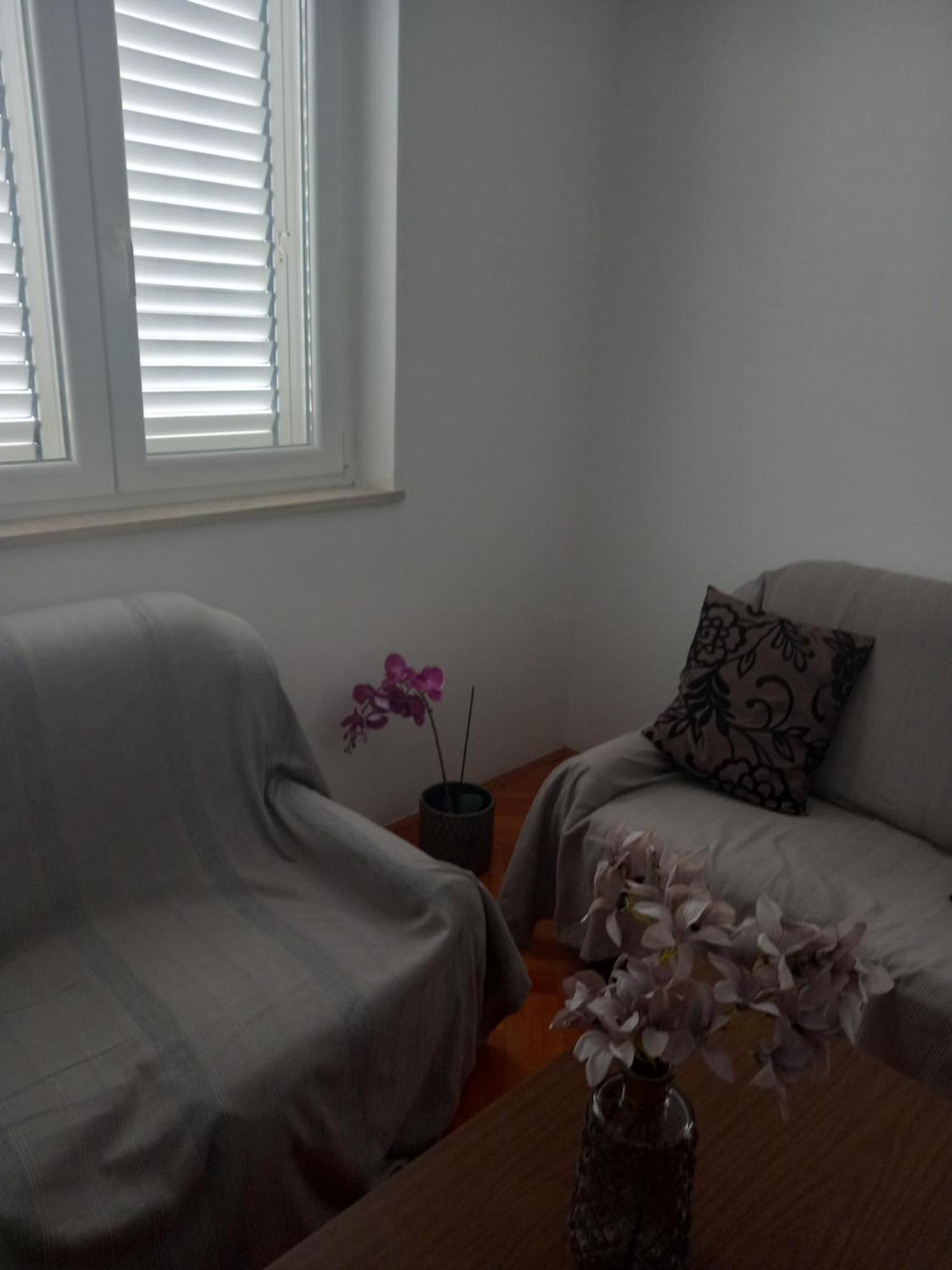Aida And For Couples And Families Free Parking Appartement Dubrovnik